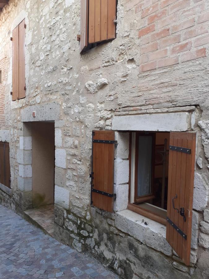 Petit Gite Des Augustins Monflanquin Exteriér fotografie